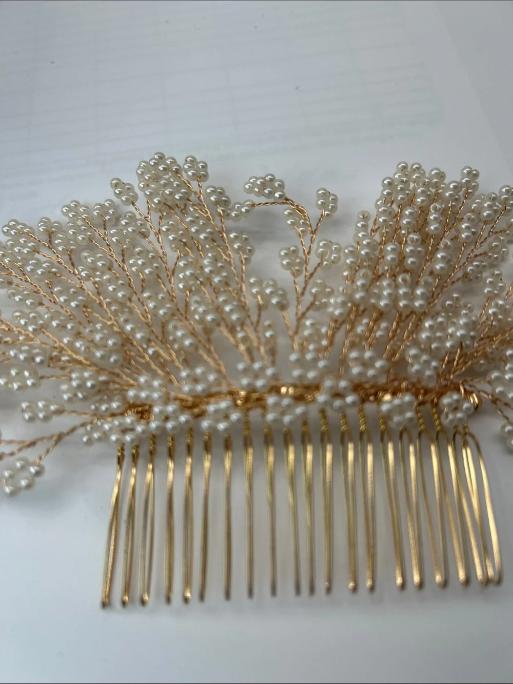Gold Pearl Spray Hair Comb - Elegant White Pearl Accent